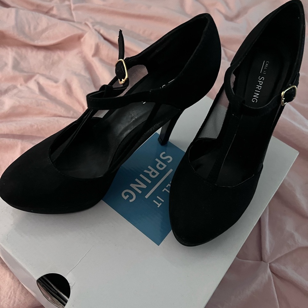 Call It Spring Arangea Women's Black T-Strap Heels